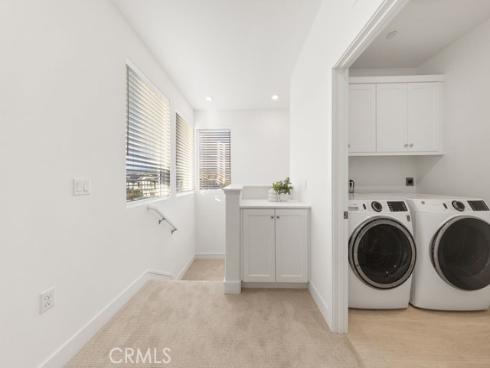 470 Lobata , Irvine, CA
