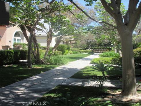 65 Figtree , Irvine, CA