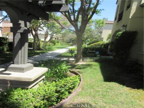 65 Figtree , Irvine, CA