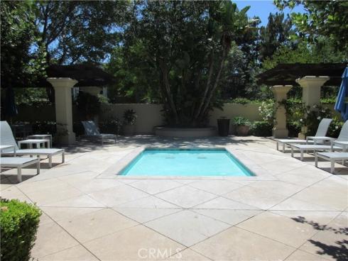 65 Figtree , Irvine, CA