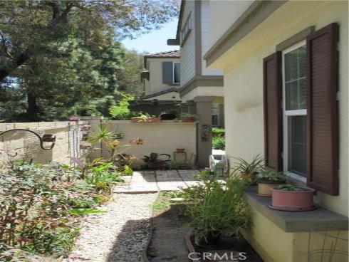 65 Figtree , Irvine, CA
