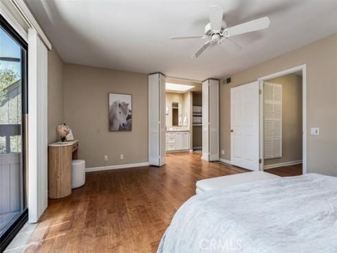 2 Rocky Glen , Irvine, CA