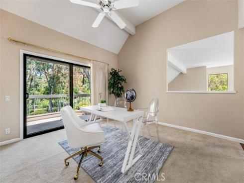 2 Rocky Glen , Irvine, CA