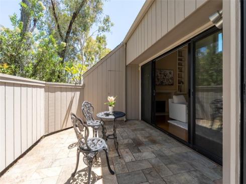 2 Rocky Glen , Irvine, CA