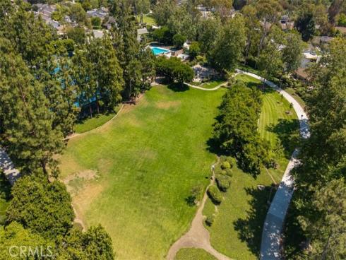 2 Rocky Glen , Irvine, CA