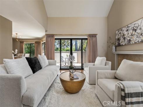 2 Rocky Glen , Irvine, CA