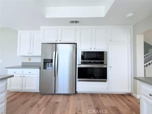 21 Presidio , Irvine, CA
