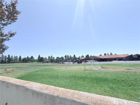 21 Presidio , Irvine, CA