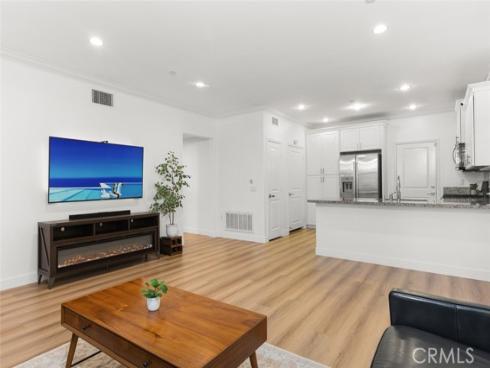 102 Rose Arch , Irvine, CA