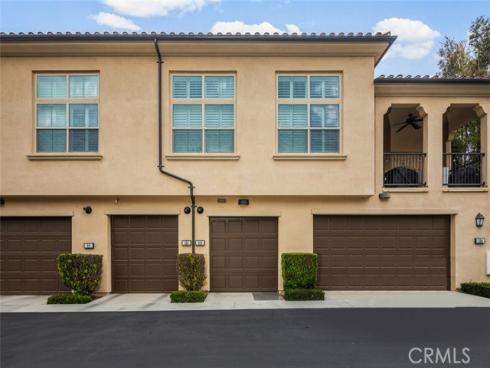 102 Rose Arch , Irvine, CA