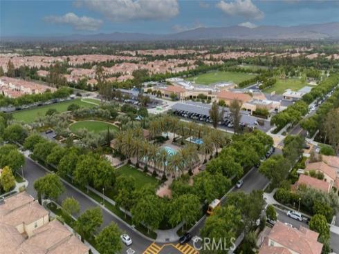 102 Rose Arch , Irvine, CA