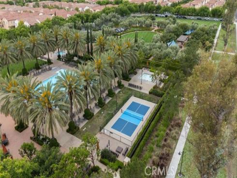 102 Rose Arch , Irvine, CA