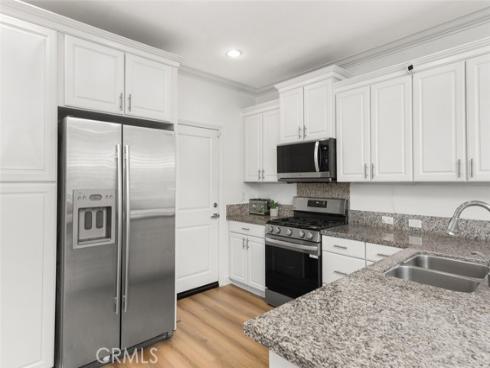 102 Rose Arch , Irvine, CA