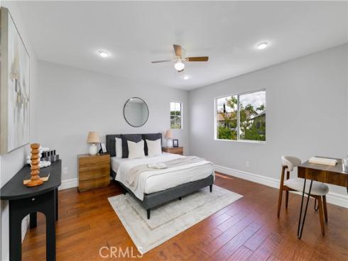 53 Washington , Irvine, CA