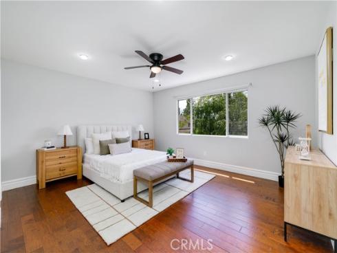 53 Washington , Irvine, CA