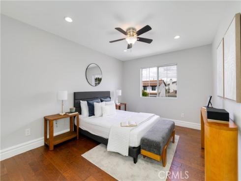 53 Washington , Irvine, CA