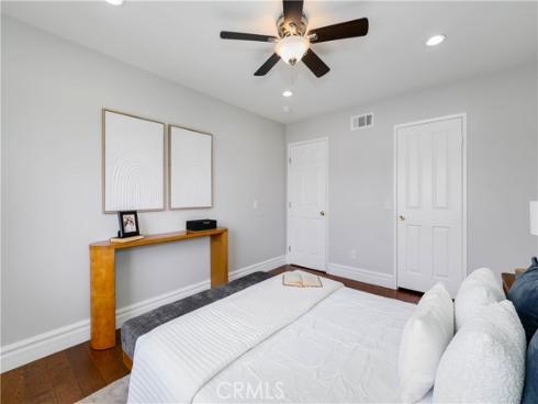 53 Washington , Irvine, CA
