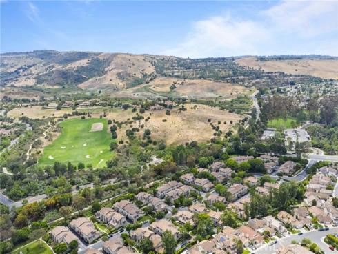 3 Moon Shadow , Irvine, CA