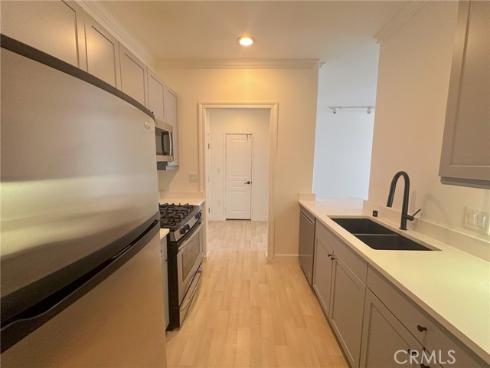 2414 Watermarke , Irvine, CA