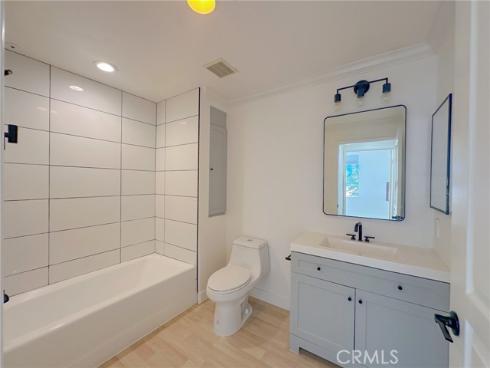 2414 Watermarke , Irvine, CA