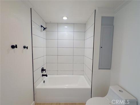 2414 Watermarke , Irvine, CA