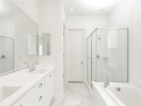 80 Meander , Irvine, CA