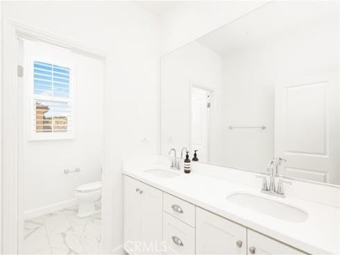 80 Meander , Irvine, CA
