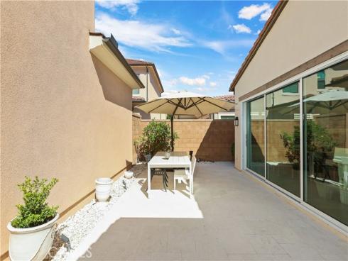 80 Meander , Irvine, CA