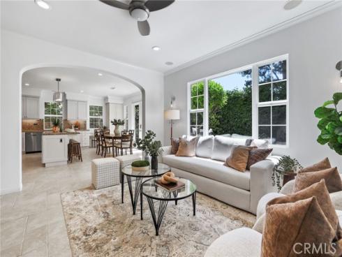 16 Spyrock , Irvine, CA