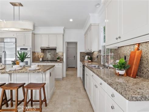 16 Spyrock , Irvine, CA