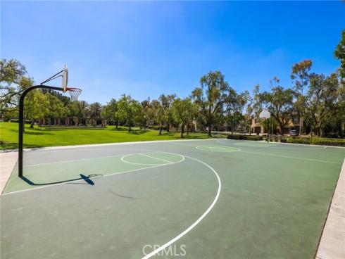 16 Spyrock , Irvine, CA