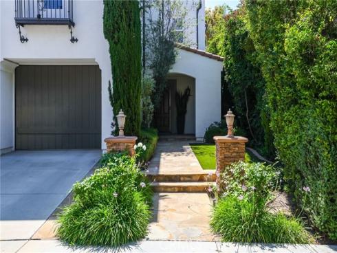 16 Spyrock , Irvine, CA
