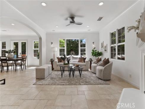 16 Spyrock , Irvine, CA