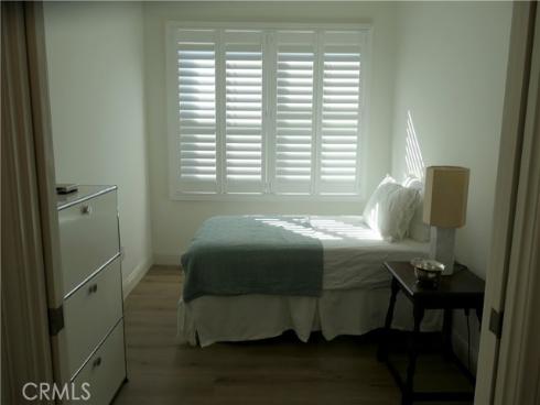 240 Mayfair , Irvine, CA