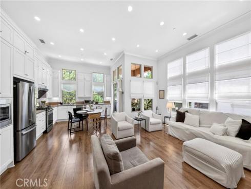 240 Mayfair , Irvine, CA