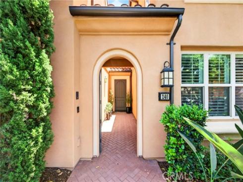 240 Mayfair , Irvine, CA