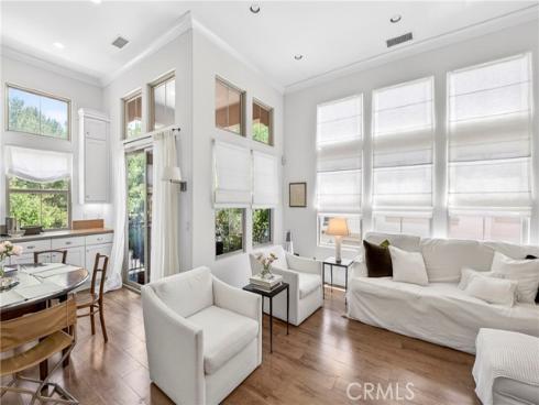 240 Mayfair , Irvine, CA