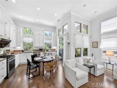 240 Mayfair , Irvine, CA