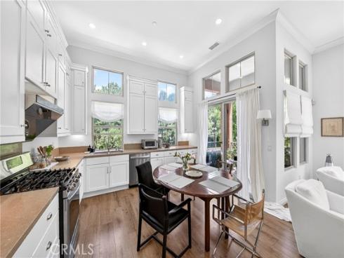 240 Mayfair , Irvine, CA