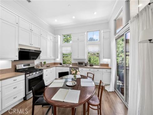 240 Mayfair , Irvine, CA