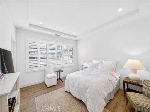 240 Mayfair , Irvine, CA
