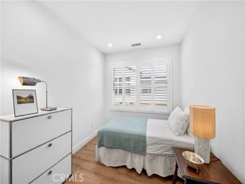 240 Mayfair , Irvine, CA