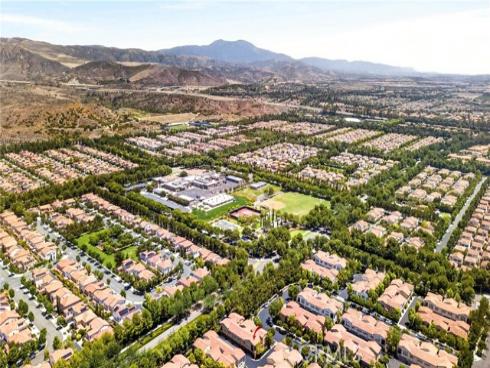 240 Mayfair , Irvine, CA