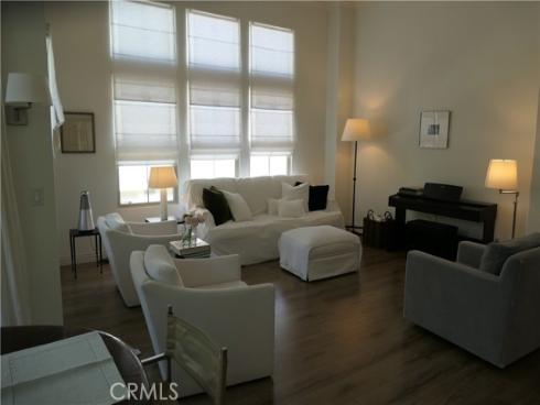 240 Mayfair , Irvine, CA