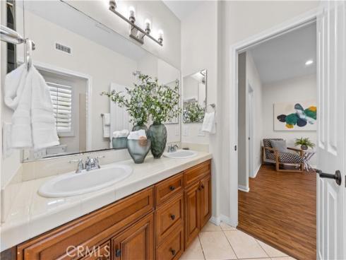31 Early Light , Irvine, CA
