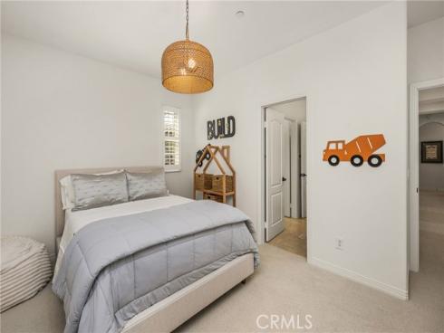 54  Great Lawn  , Irvine, CA