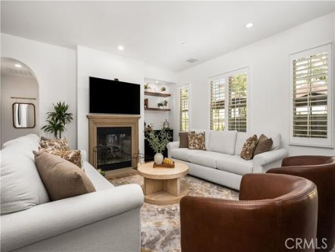 54  Great Lawn  , Irvine, CA