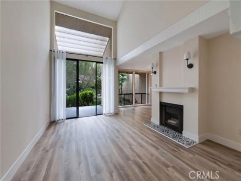 104 Lakepines , Irvine, CA