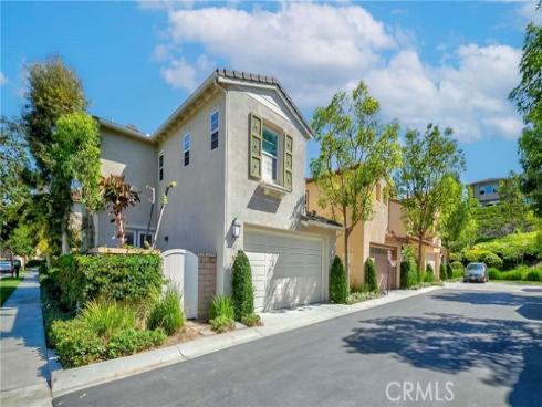 67 Canopy , Irvine, CA