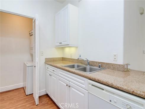 2220 Watermarke Place, Irvine, CA